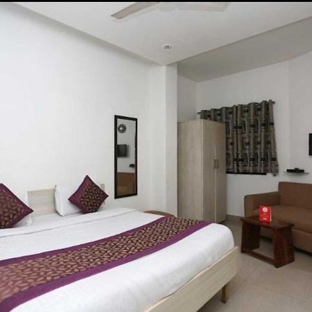 Deluxe Rooms In Jangpura Nuova Delhi Esterno foto