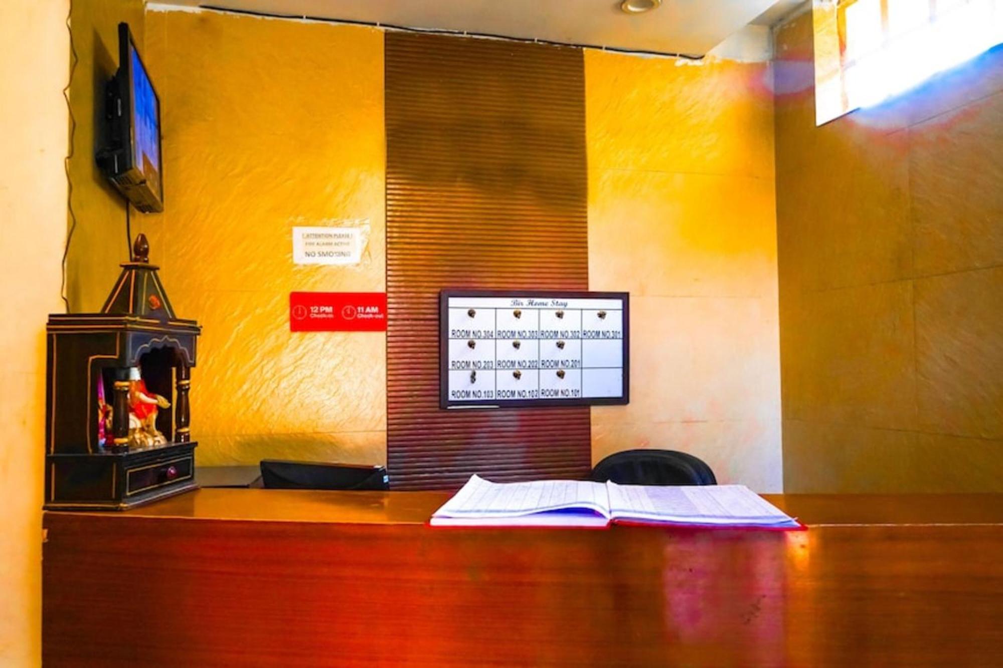 Deluxe Rooms In Jangpura Nuova Delhi Esterno foto